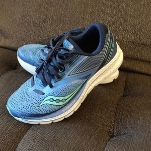 Saucony Kinvara size 7